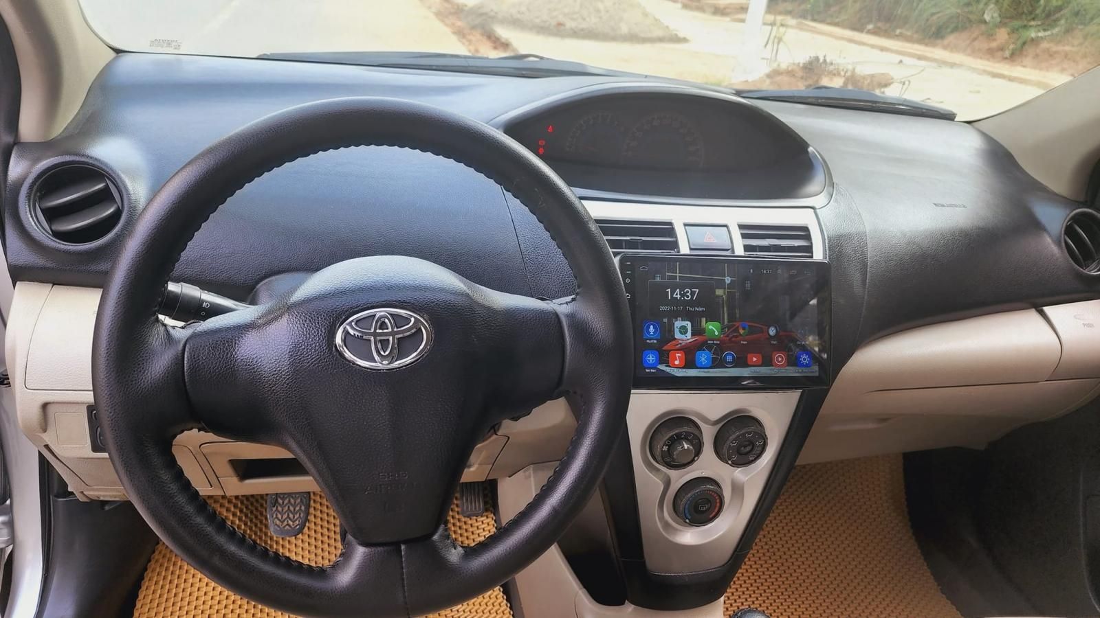 Toyota Vios 2009 - Màu bạc xe gia đình