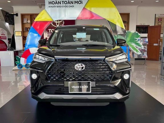 Toyota Veloz Cross 2022 - Bán xe màu đen giá hữu nghị