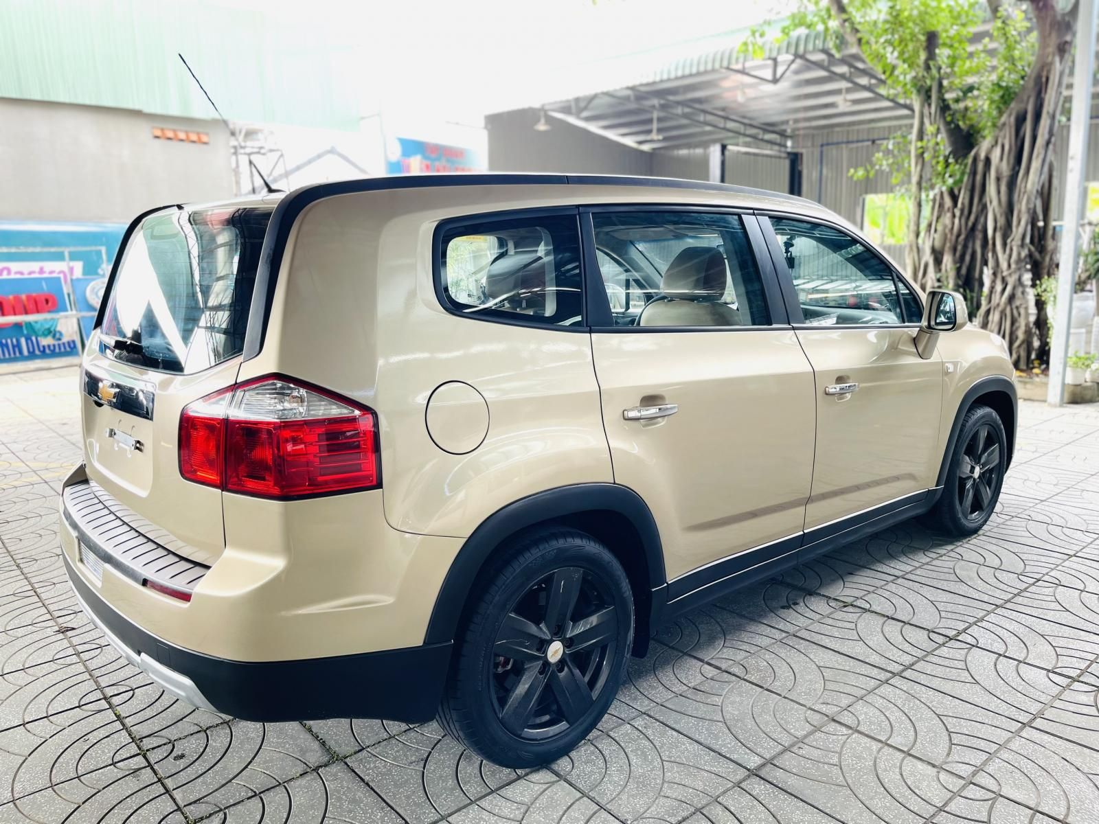 Chevrolet Orlando 2011 - Miễn phí 100% thuế trước bạ - Tặng ngay 1 miếng vàng thần tài khi mua xe trong tháng