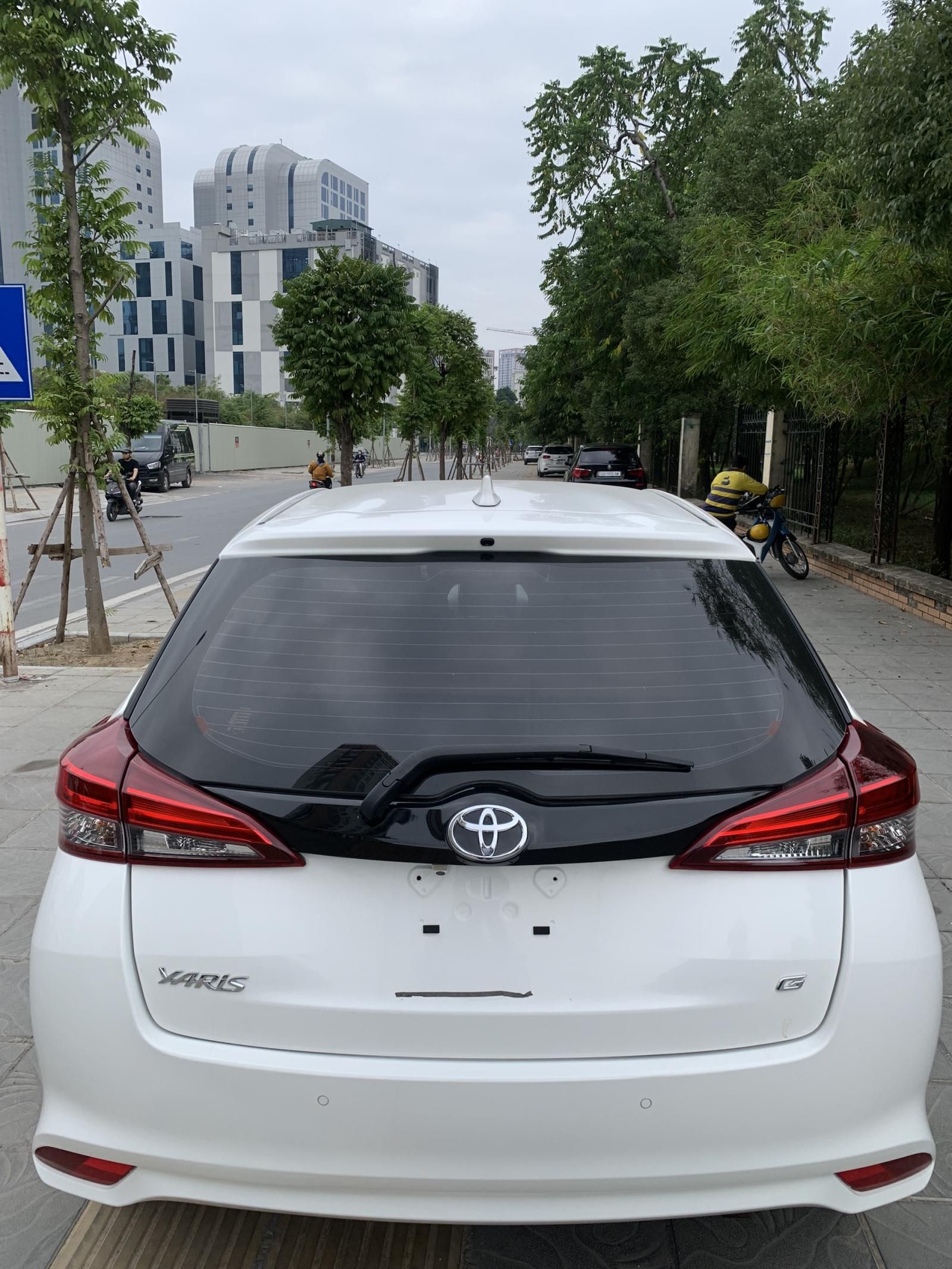 Toyota Yaris 2019 - Màu trắng, 592 triệu