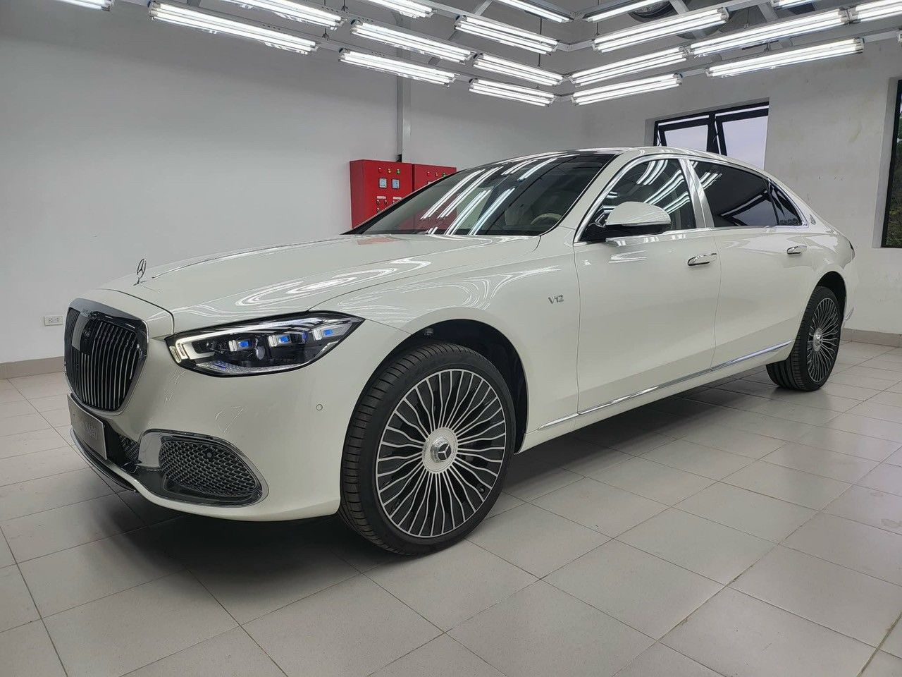 Mercedes-Maybach S 680 2022 - New 100% nội thất kem