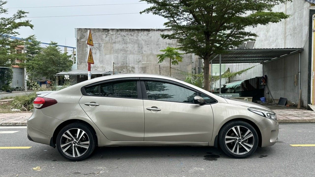 Kia Cerato 2018 - Một chủ mua mới