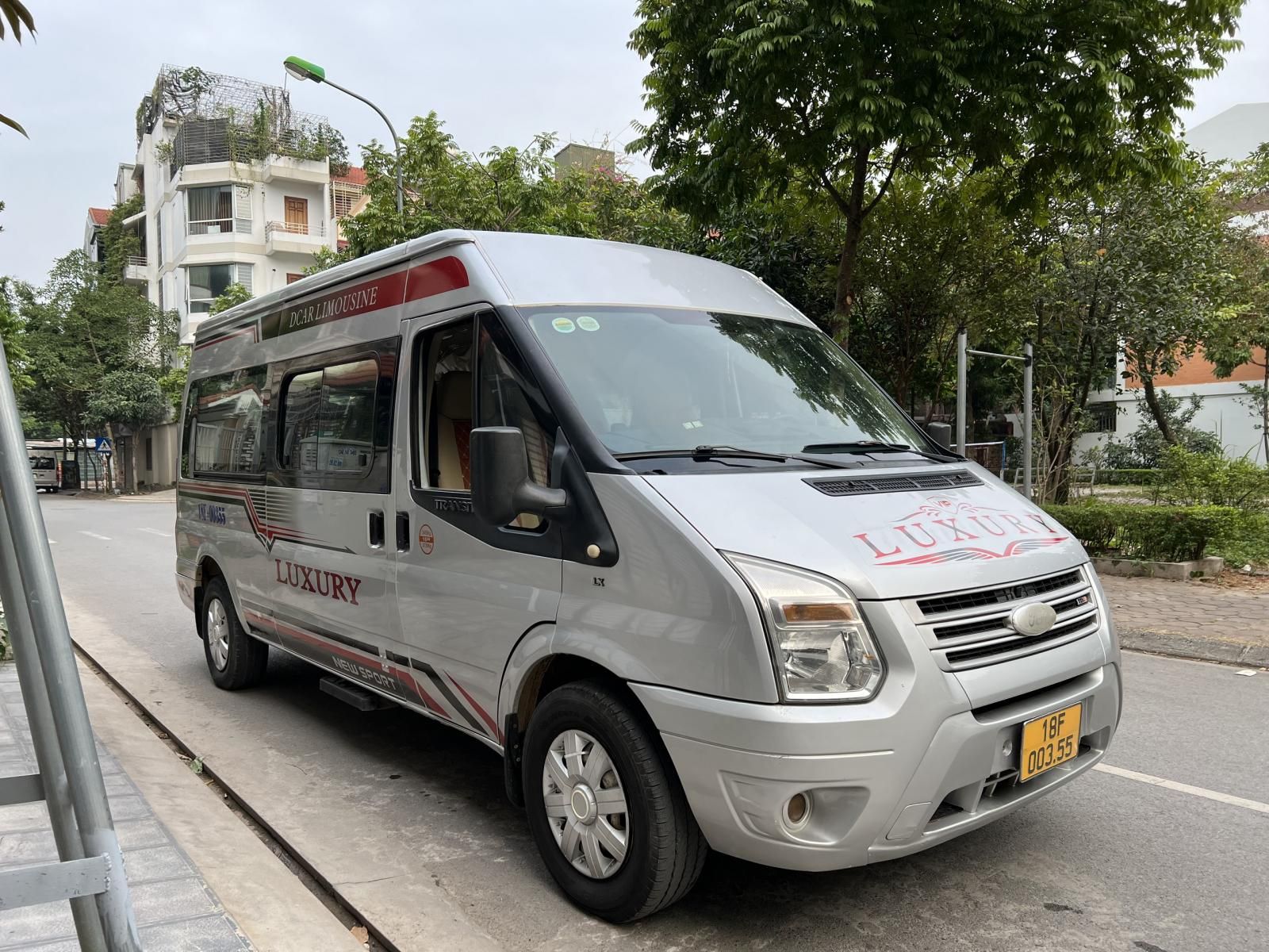 Ford Transit 2016 - Màu bạc