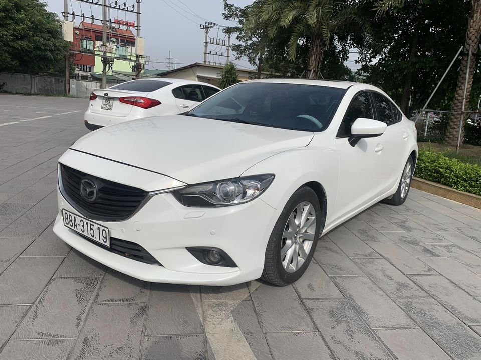 Mazda 6 2014 - Màu trắng chính chủ