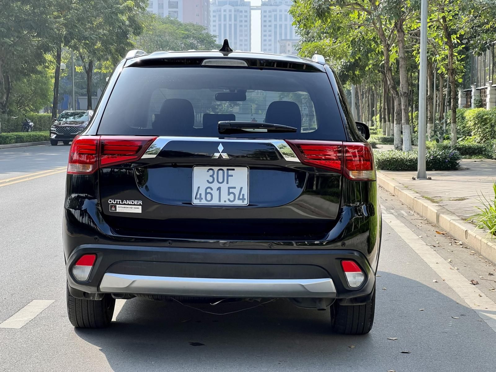 Mitsubishi Outlander 2018 - Bán xe 740tr