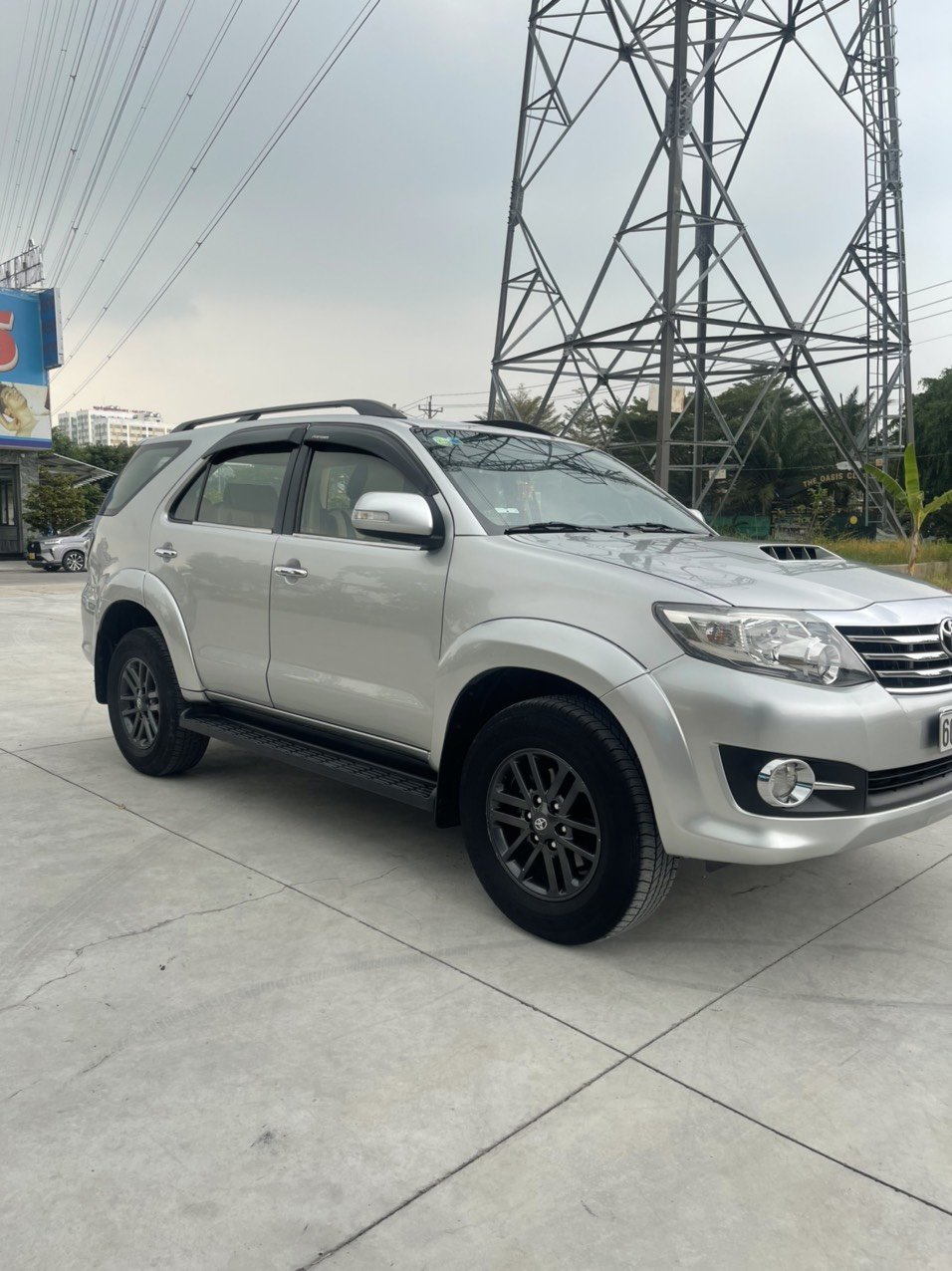 Toyota Fortuner 2016 - Siêu mới - Xe số sàn, máy dầu