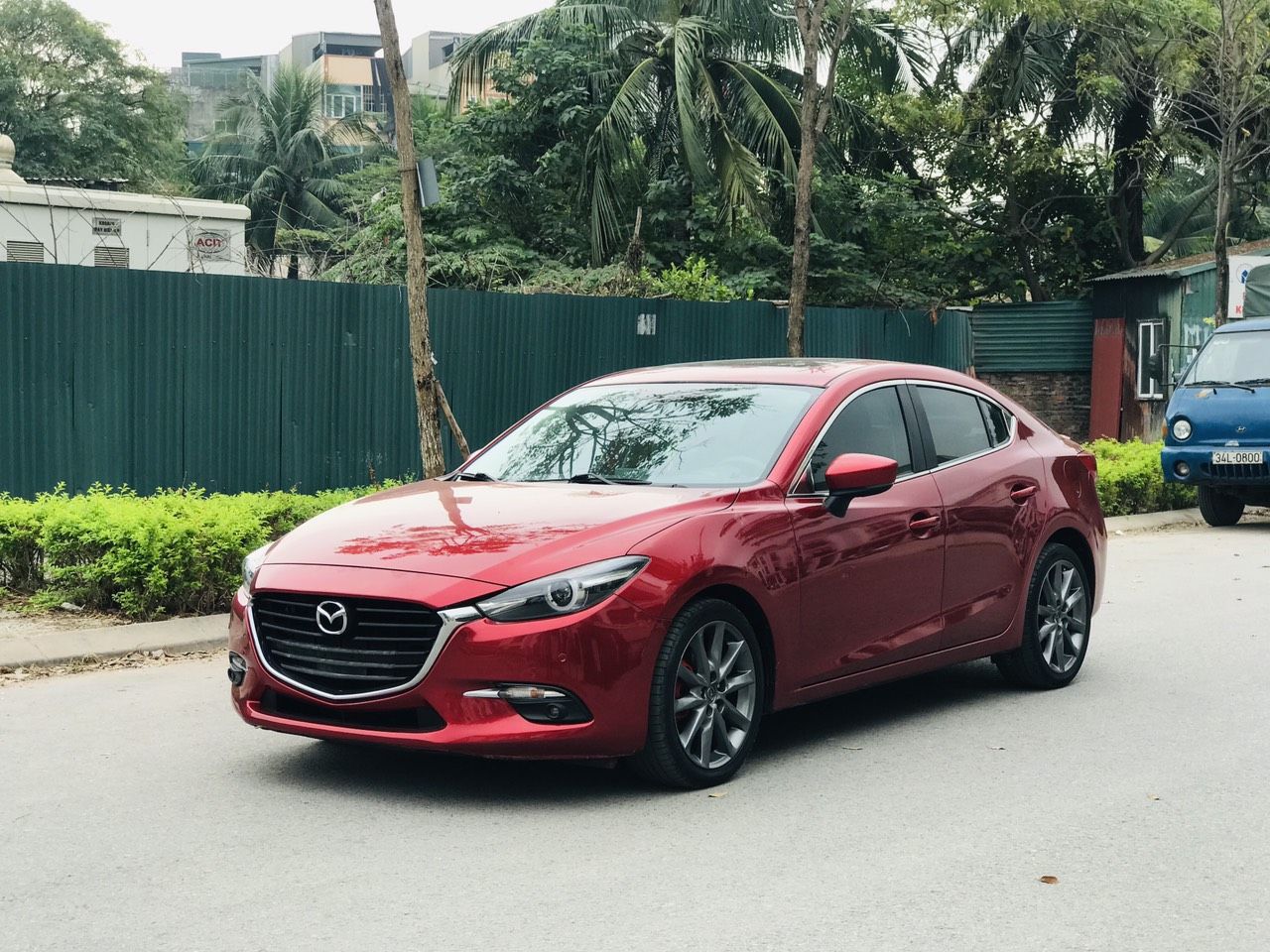 Mazda 3 2018 - Màu đỏ, giá cạnh tranh