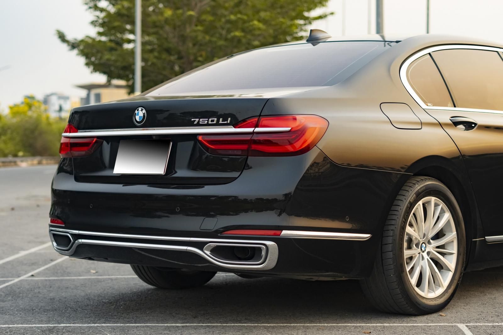 BMW 730Li 2018 - Màu đen nội thất đen