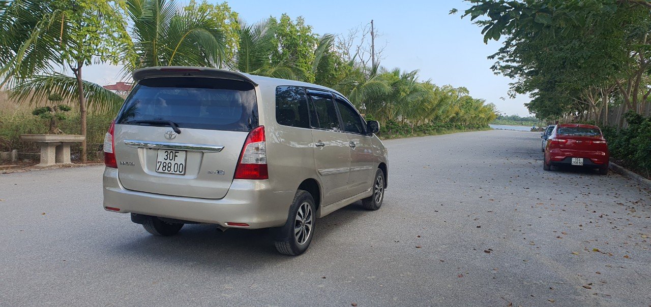 Toyota Innova 2012 - Tư nhân chính chủ, xe bao zin đẹp