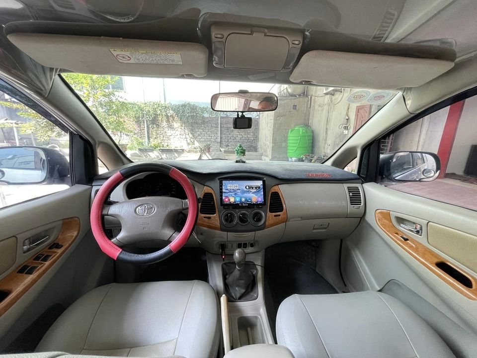 Toyota Innova 2009 - Toyota Innova 2009 số sàn tại Bắc Giang