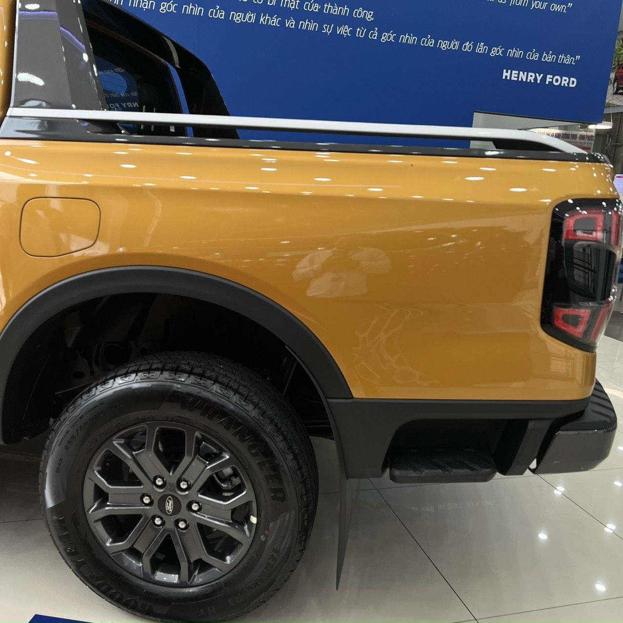 Ford Ranger 2022 - Sẵn xe tại đại lý, đủ màu, đủ phiên bản - Tặng gói phụ kiện chính hãng