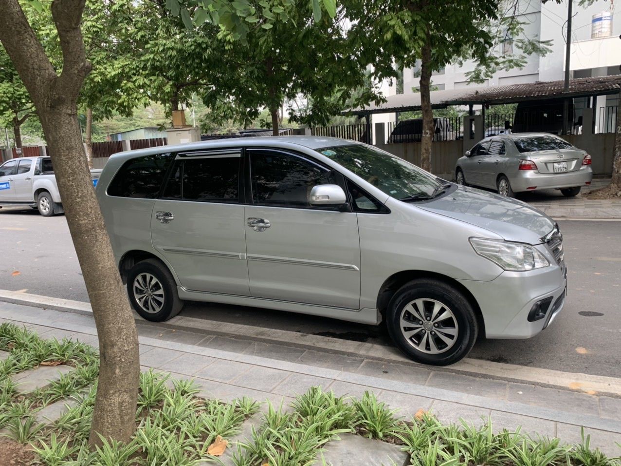 Toyota Innova 2015 - Xe xịn form mới cần bán