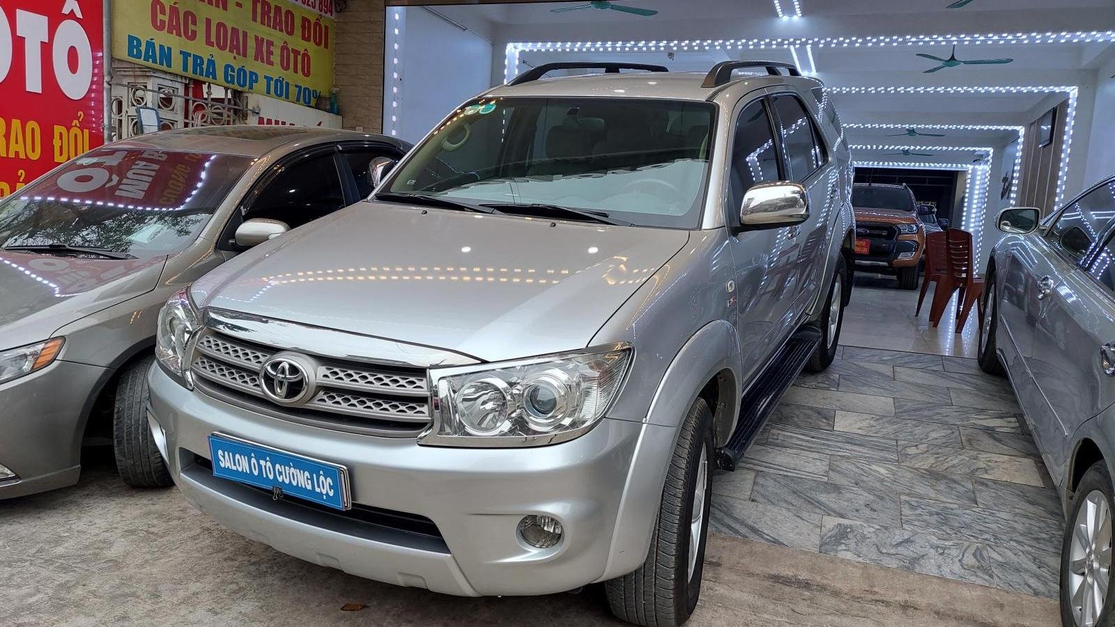 Toyota Fortuner 2009 - Bán xe số sàn một cầu