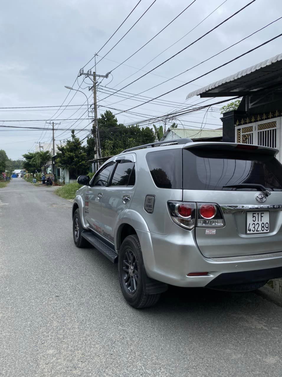 Toyota Fortuner 2016 - 5 vỏ mới thay