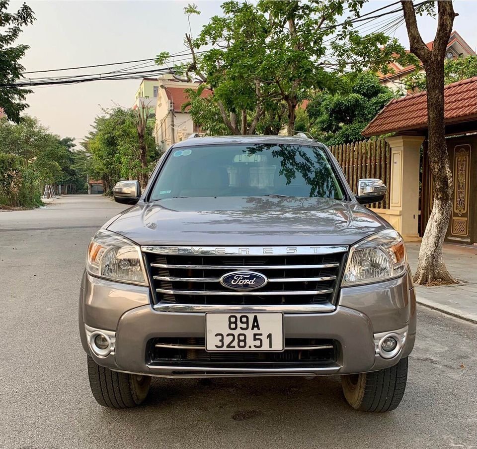 Ford Everest 2010 - Không lỗi nhỏ, keo chỉ zin hết