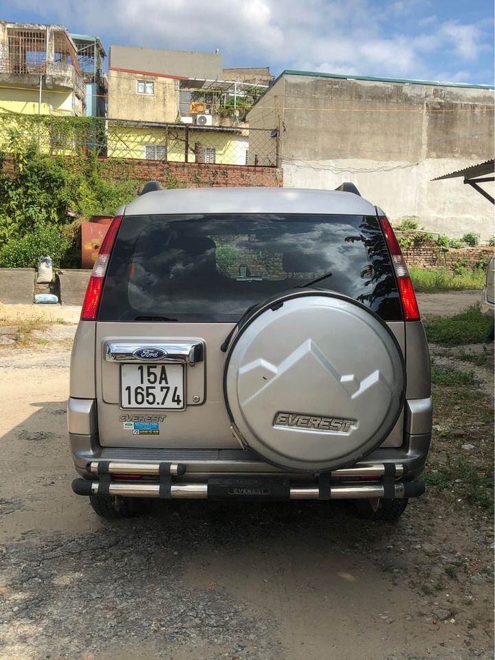 Ford Everest 2008 - Xe màu bạc, 315 triệu