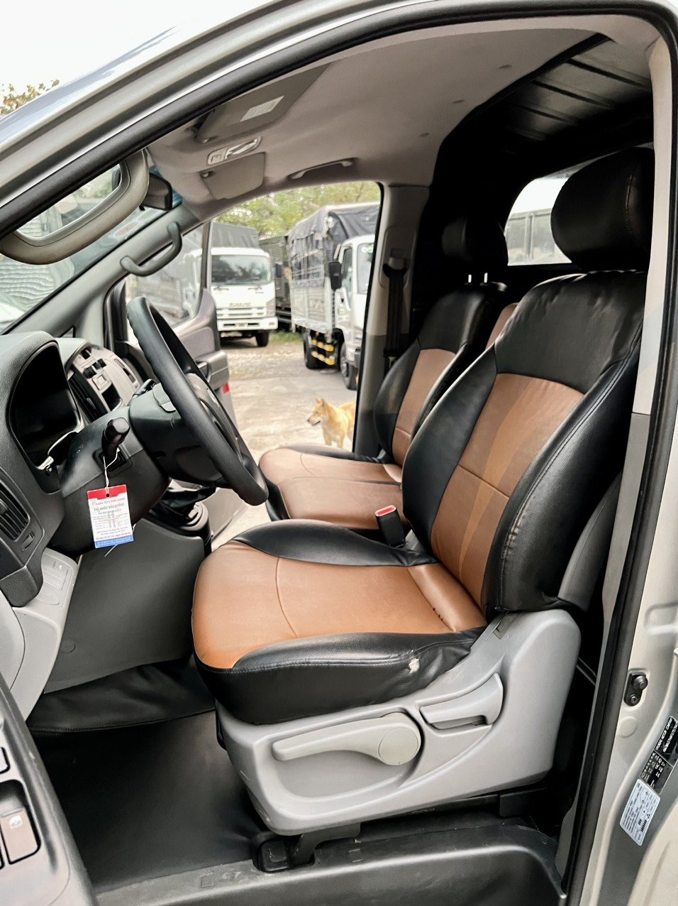 Hyundai Grand Starex 2015 - Bán xe tải van 3 chỗ, máy dầu, số sàn