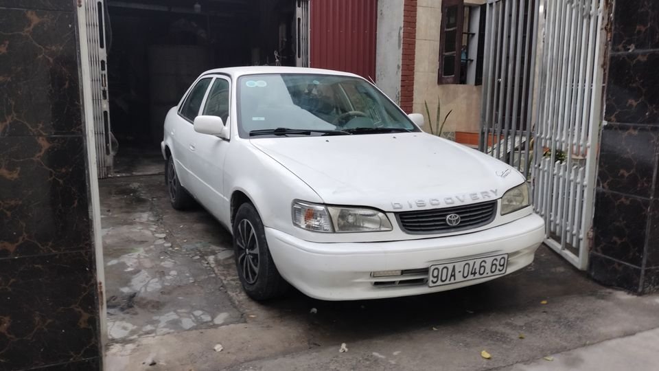 Toyota Corolla 2000 - 2 chìa zin có khoá khiển cửa từ xa