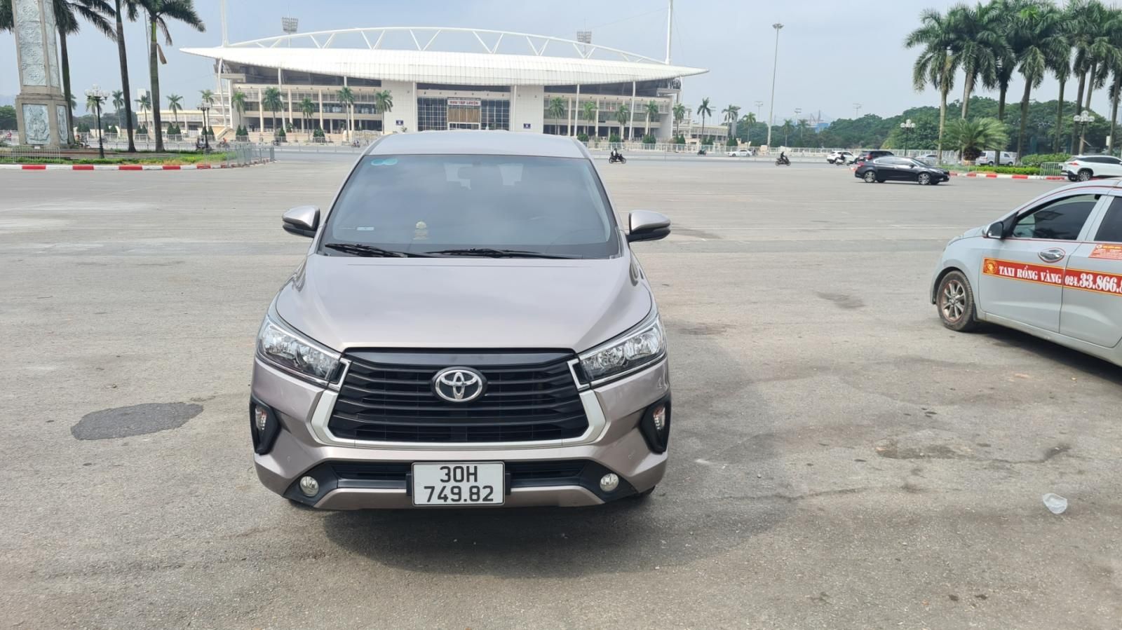 Toyota Innova 2020 - Cần bán xe đăng ký 2020 xe nhập giá 678tr