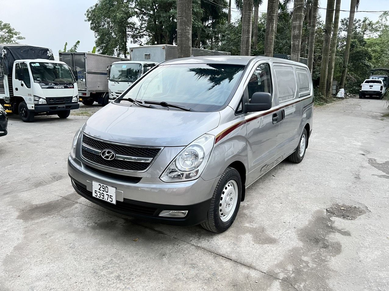 Hyundai Grand Starex 2015 - Bán xe tải van 3 chỗ, máy dầu, số sàn