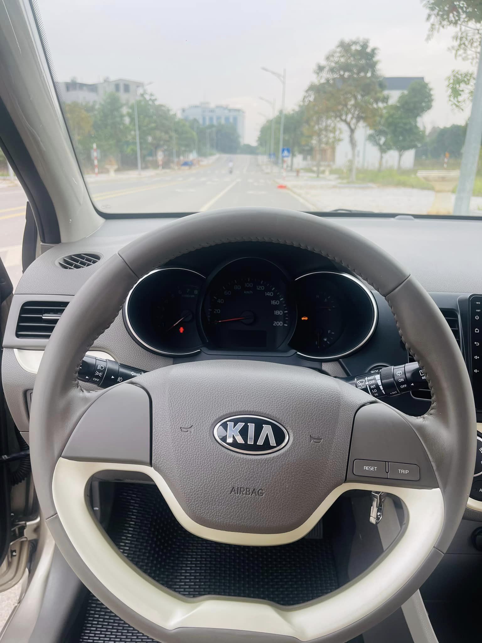 Kia Morning 2019 - Kia Morning 2019 số tự động