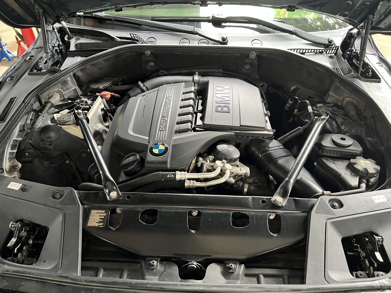 BMW 535 GT 2010 - Xe đẹp, không một lỗi nhỏ