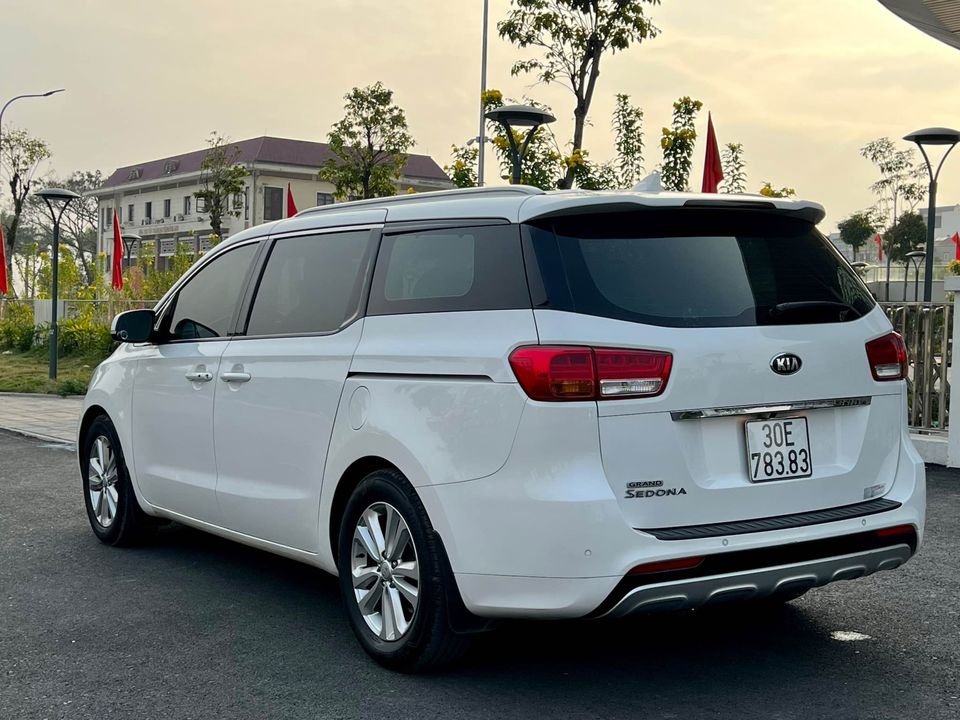 Kia Sedona 2015 - Kia Sedona 2015 tại Hà Nội