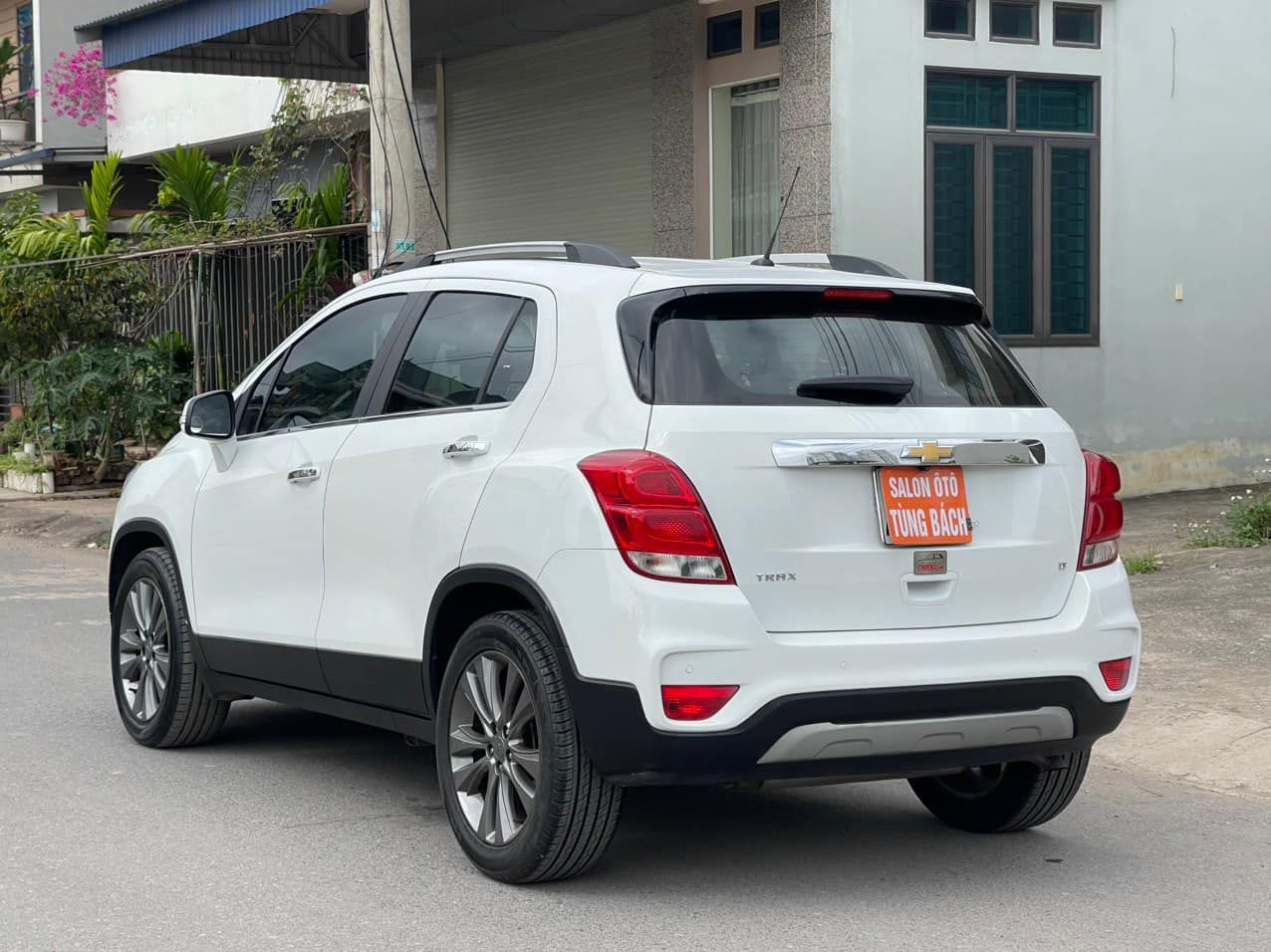 Chevrolet Trax 2016 - Màu trắng, giá 430tr