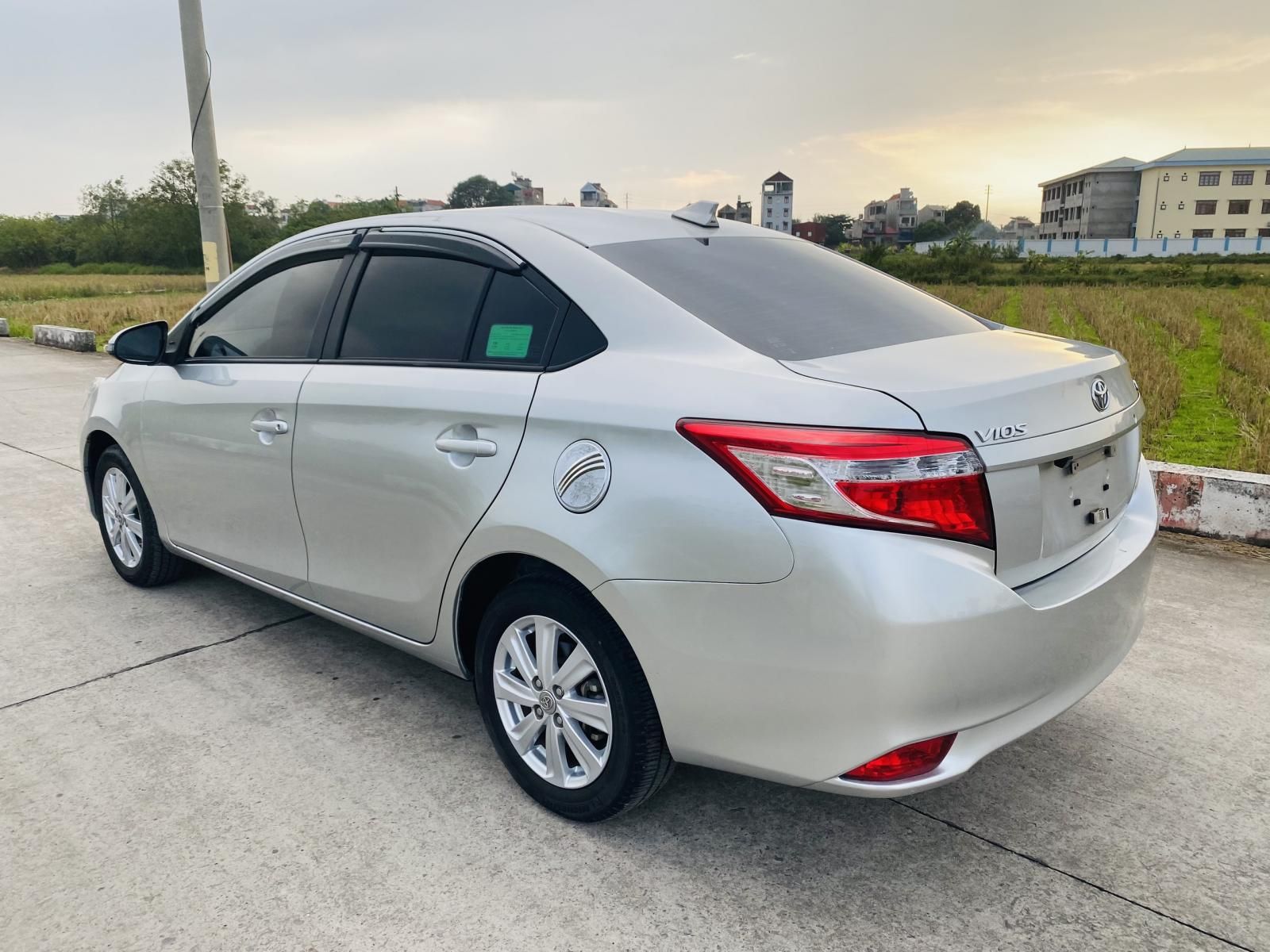 Toyota Vios 2018 - Màu bạc, giá chỉ 459 triệu