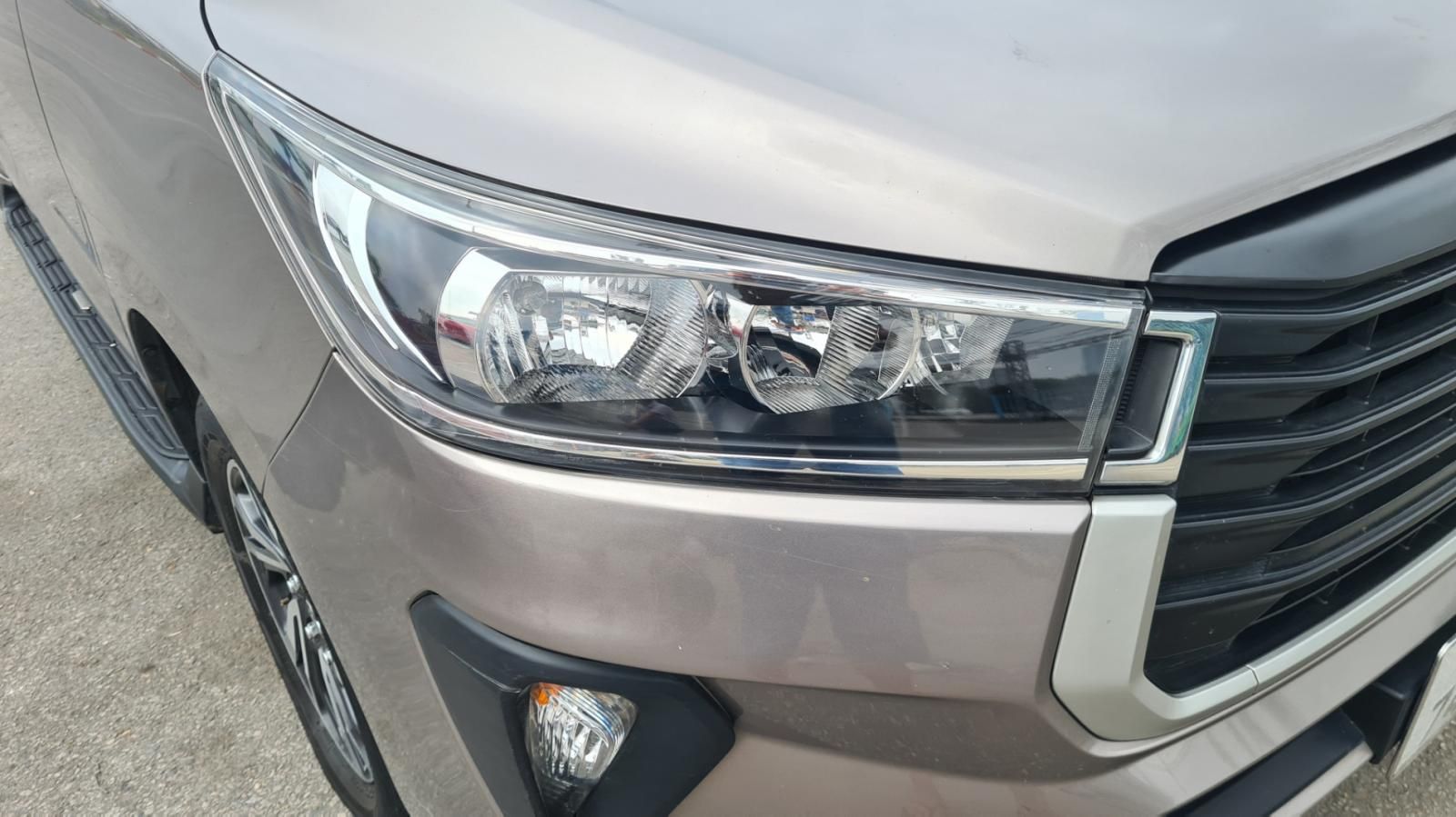 Toyota Innova 2020 - Cần bán xe đăng ký 2020 xe nhập giá 678tr