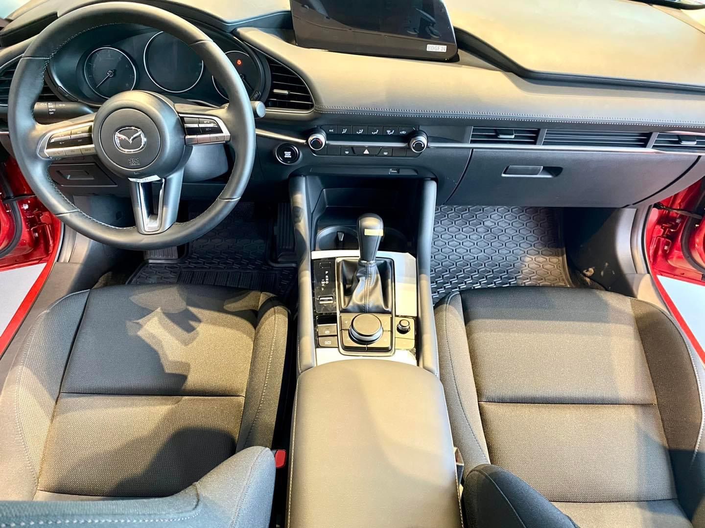 Mazda 3 2022 - Màu đỏ hàng hếm