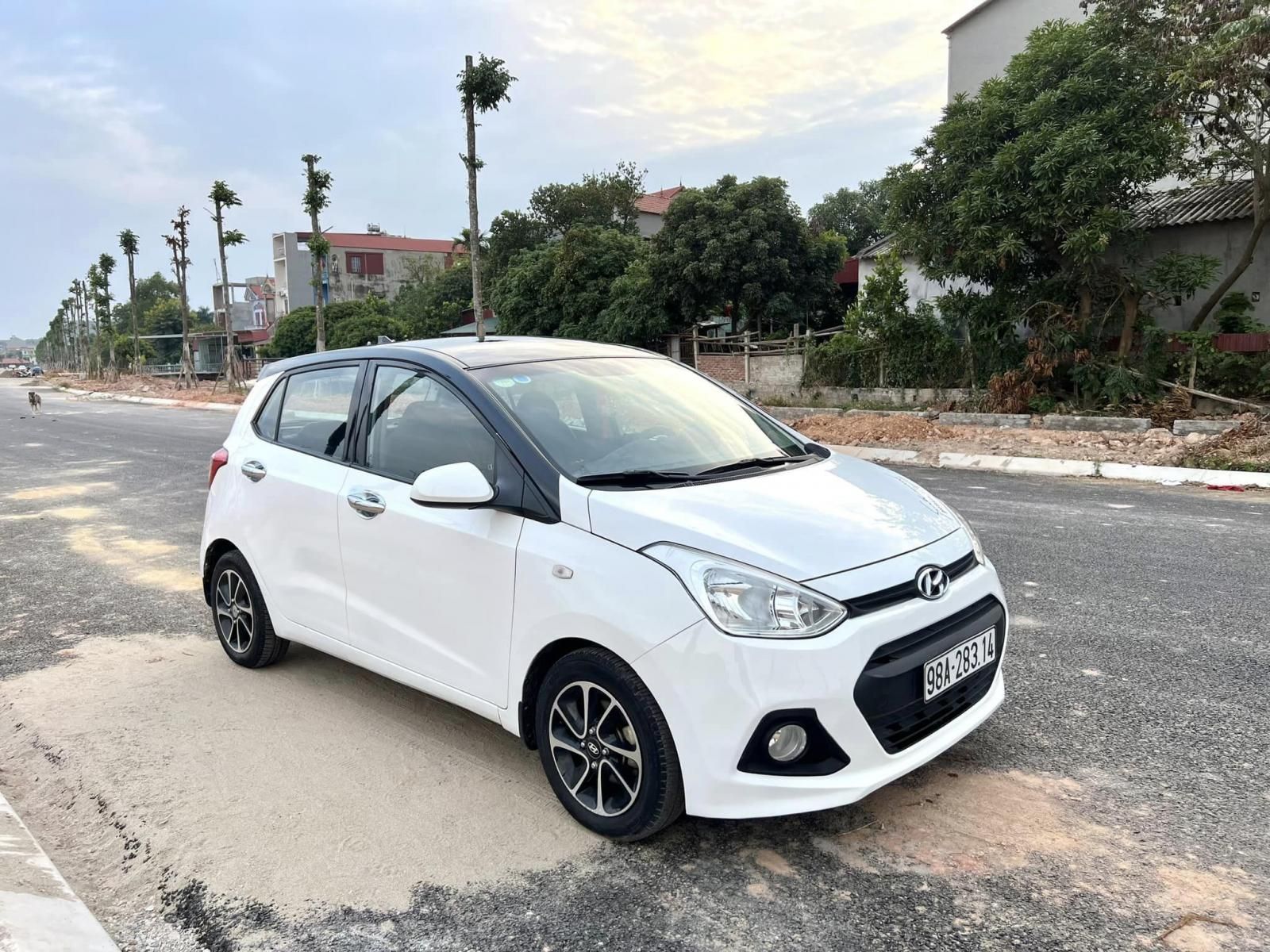 Hyundai i10 2016 - Hyundai i10 2016 số sàn