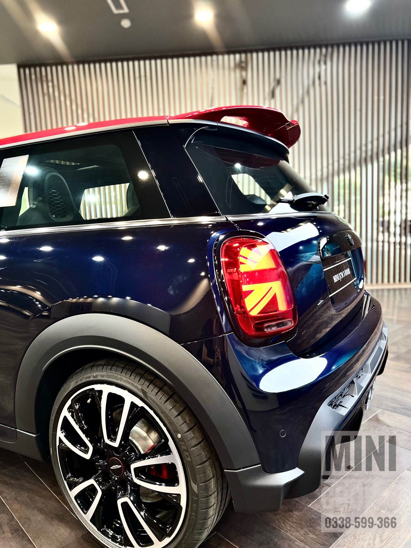 Mini John Cooper Works 2022 - Chiếc xe đua thứ thiệt của nhà Mini