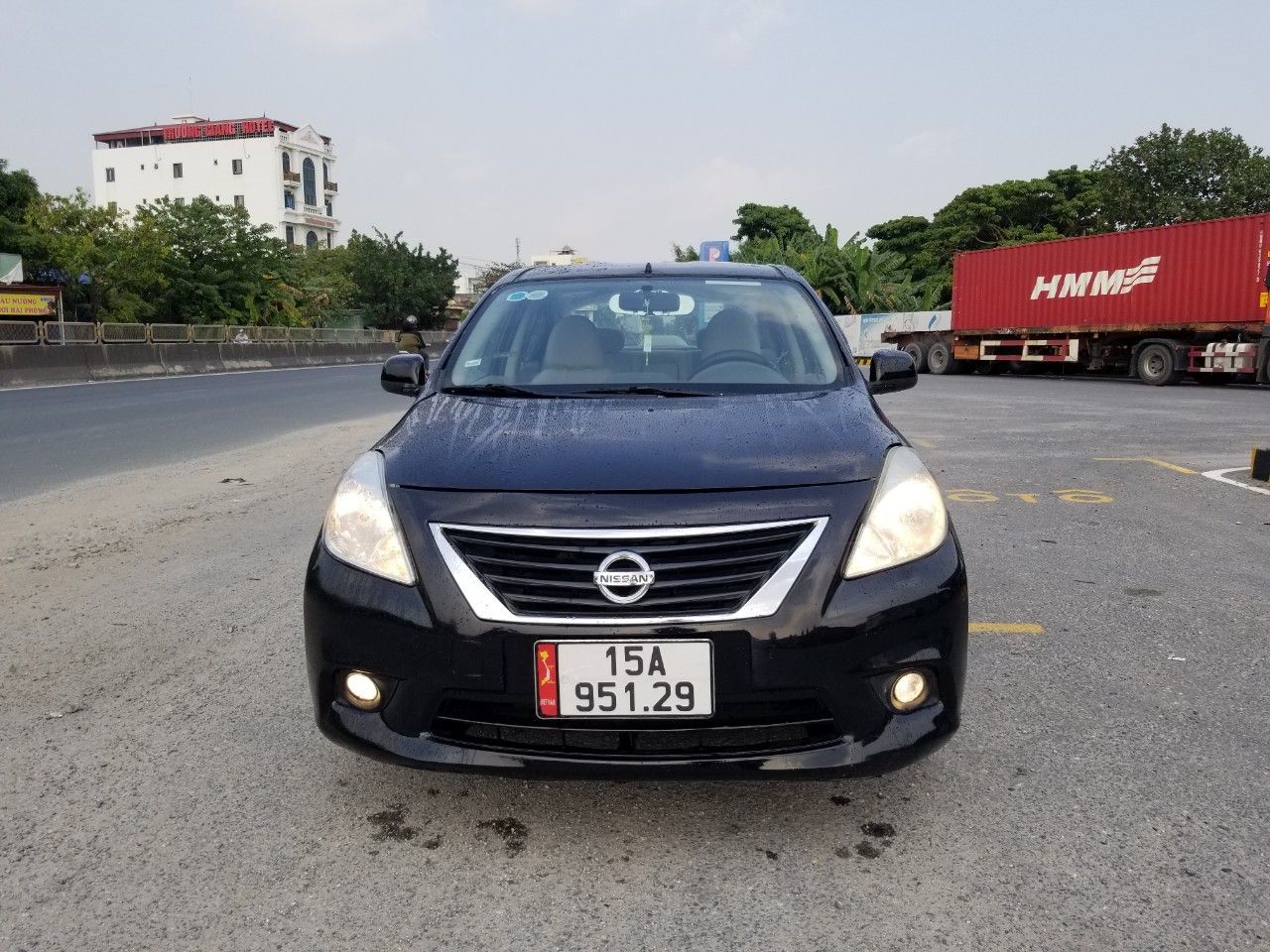 Nissan Sunny 2015 - Bản đủ, tên tư nhân