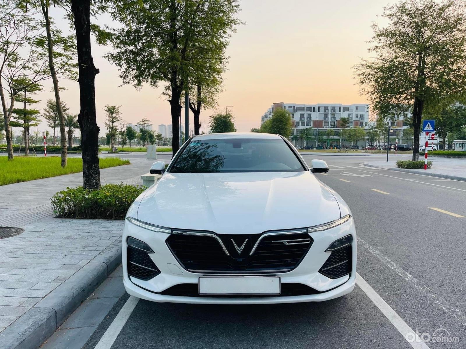 VinFast LUX A2.0 2019 - Odo 2,3 vạn km