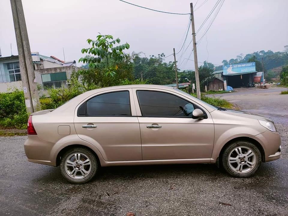 Chevrolet Aveo 2015 - Xe gia đình không taxi dịch vụ