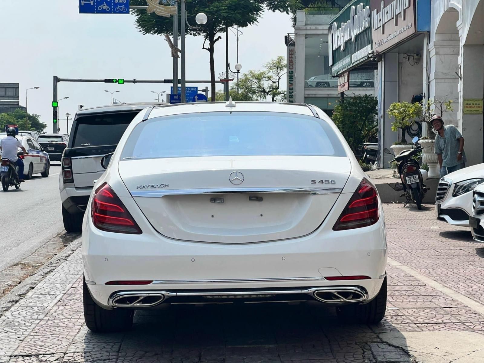 Mercedes-Benz S 450L 2018 - Xe màu trắng