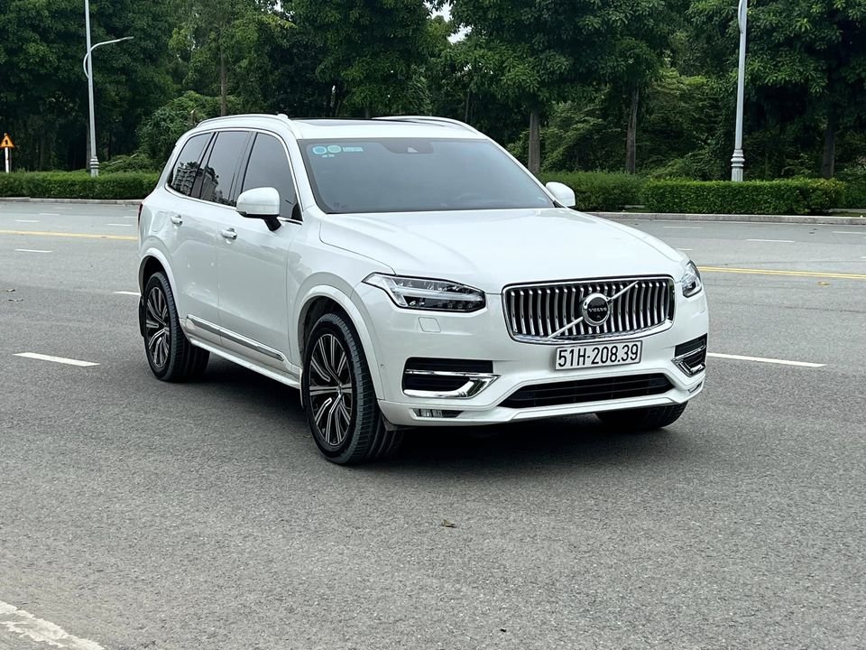 Volvo XC90 2019 - Còn bảo hiểm thân vỏ tới 7/2023