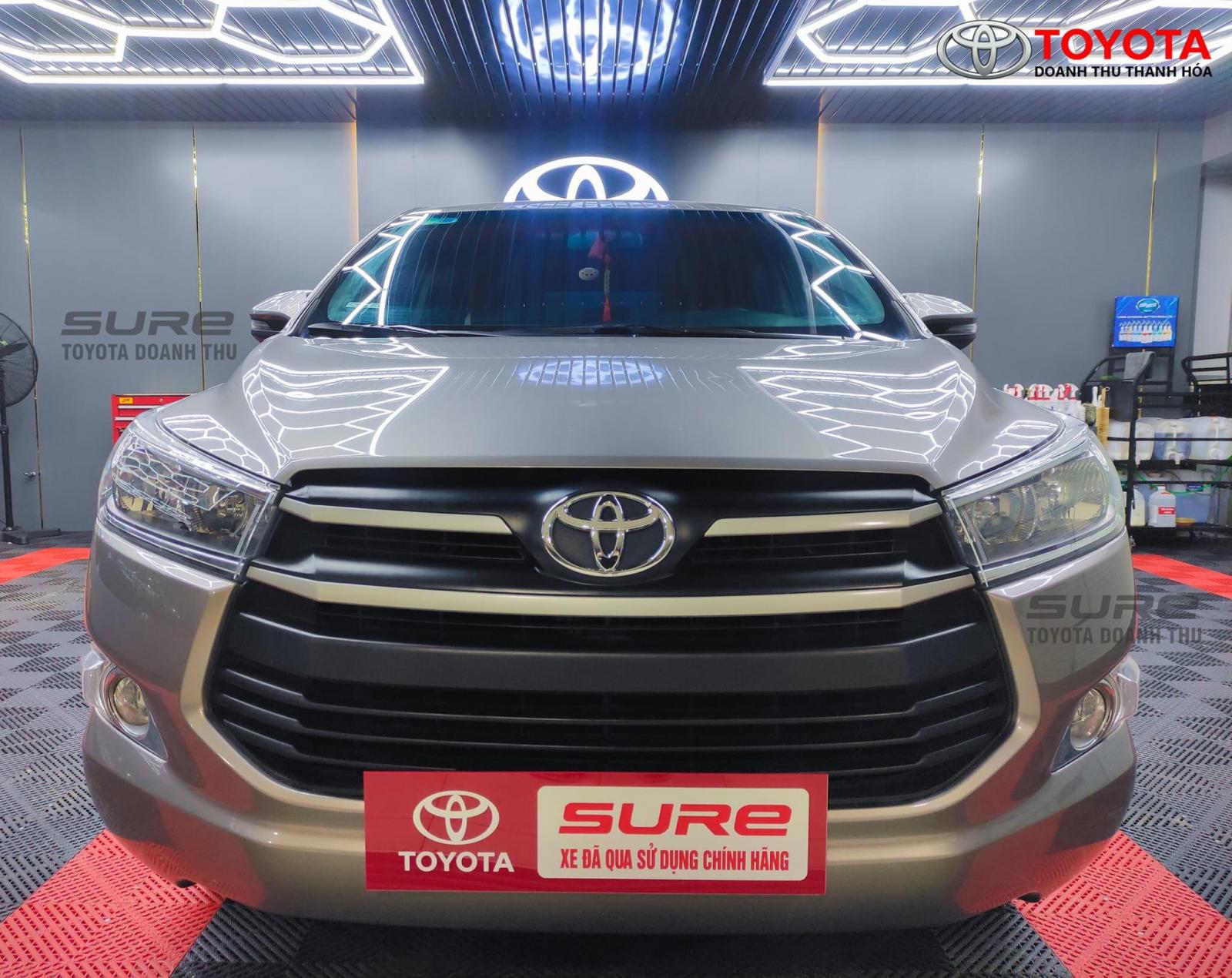 Toyota Innova 2.0E 2019 - Gia Đình cần bán gấp Toyota Innova 2.0E MT đời 2019, Màu Đồng