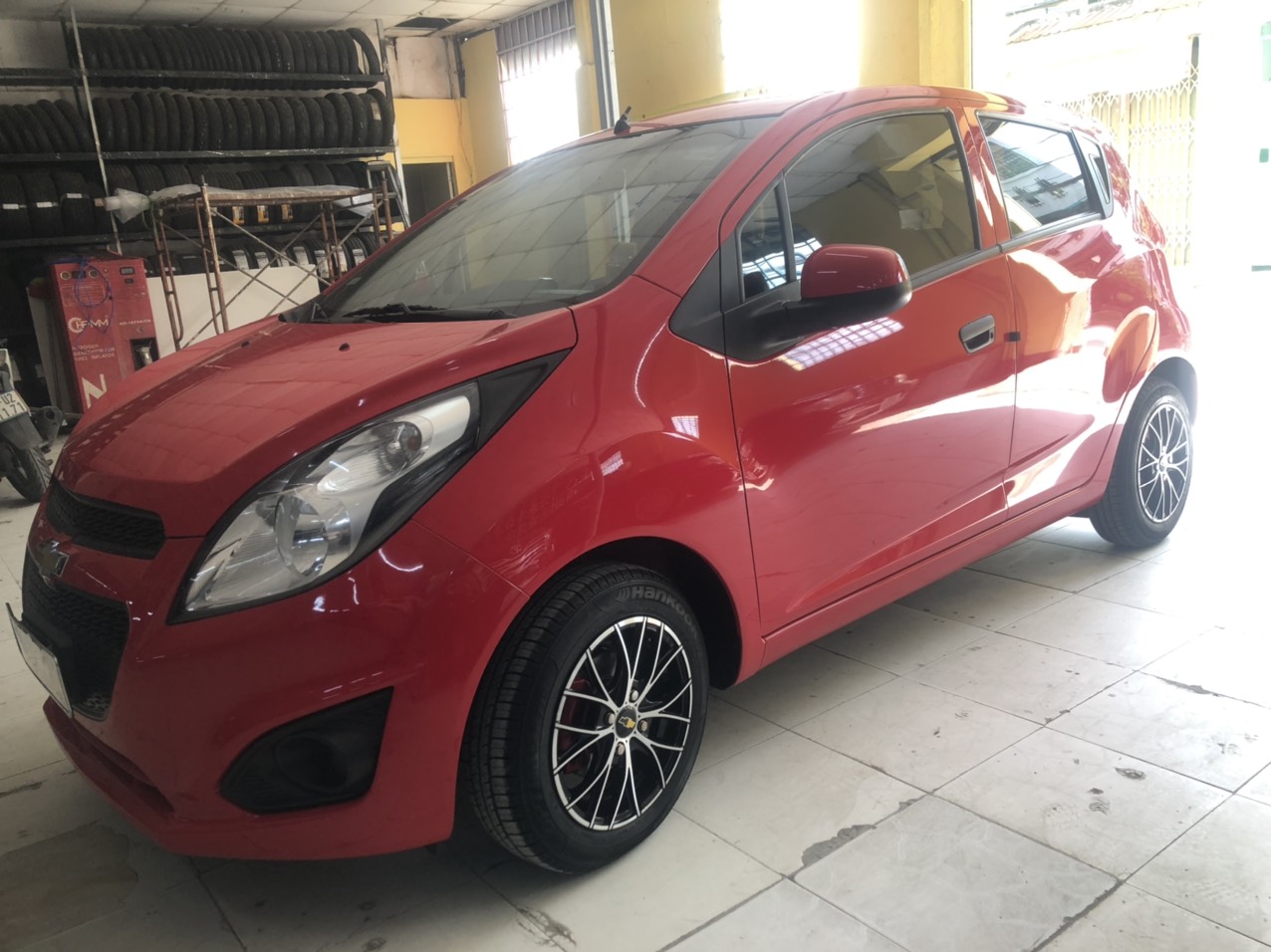 Chevrolet Spark 2017 - Cần bán xe Chevrolet Spark đời 2017, màu đỏ, 230tr