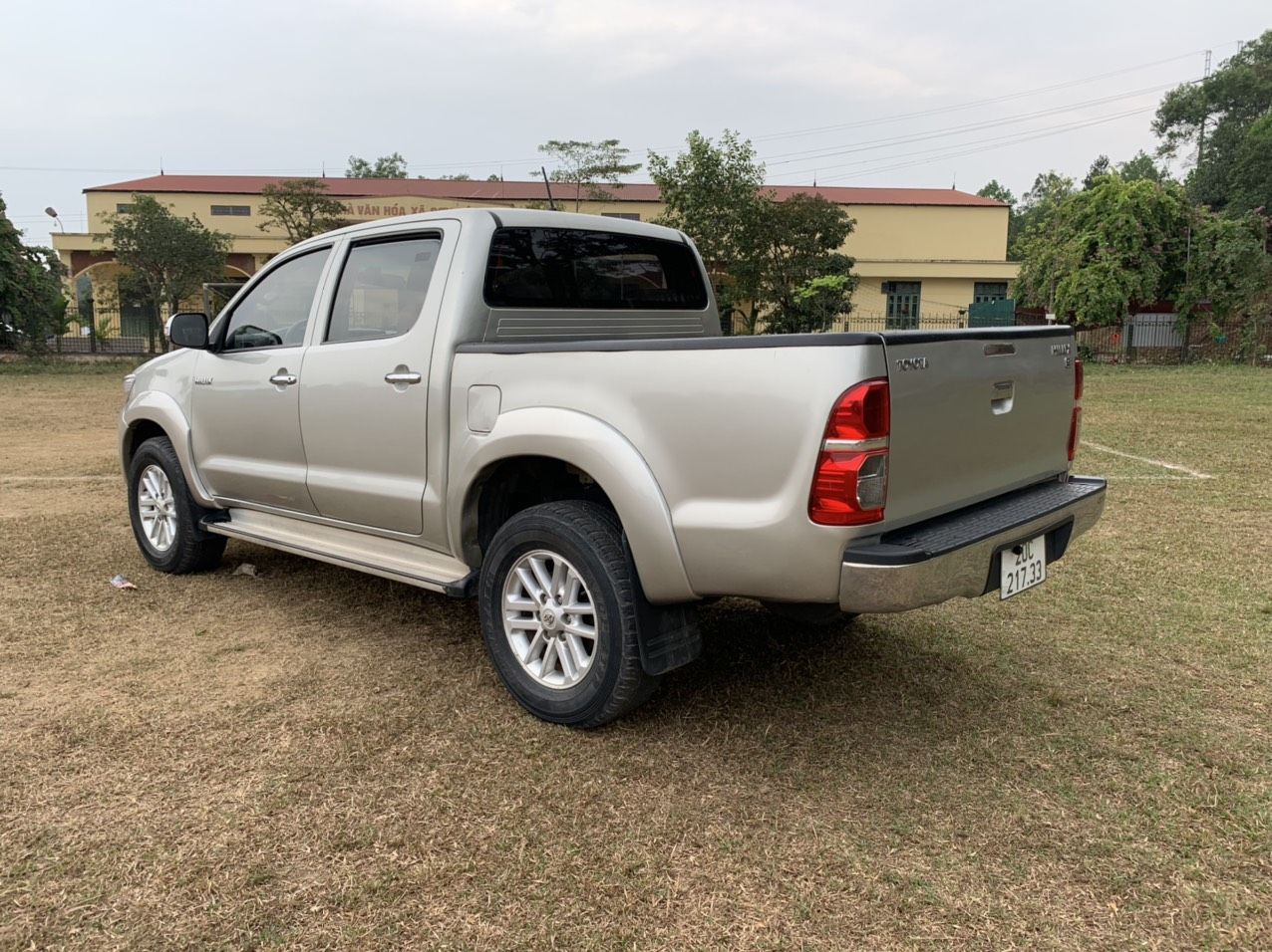 Toyota Hilux 2013 - Xe cá nhân, máy móc nguyên