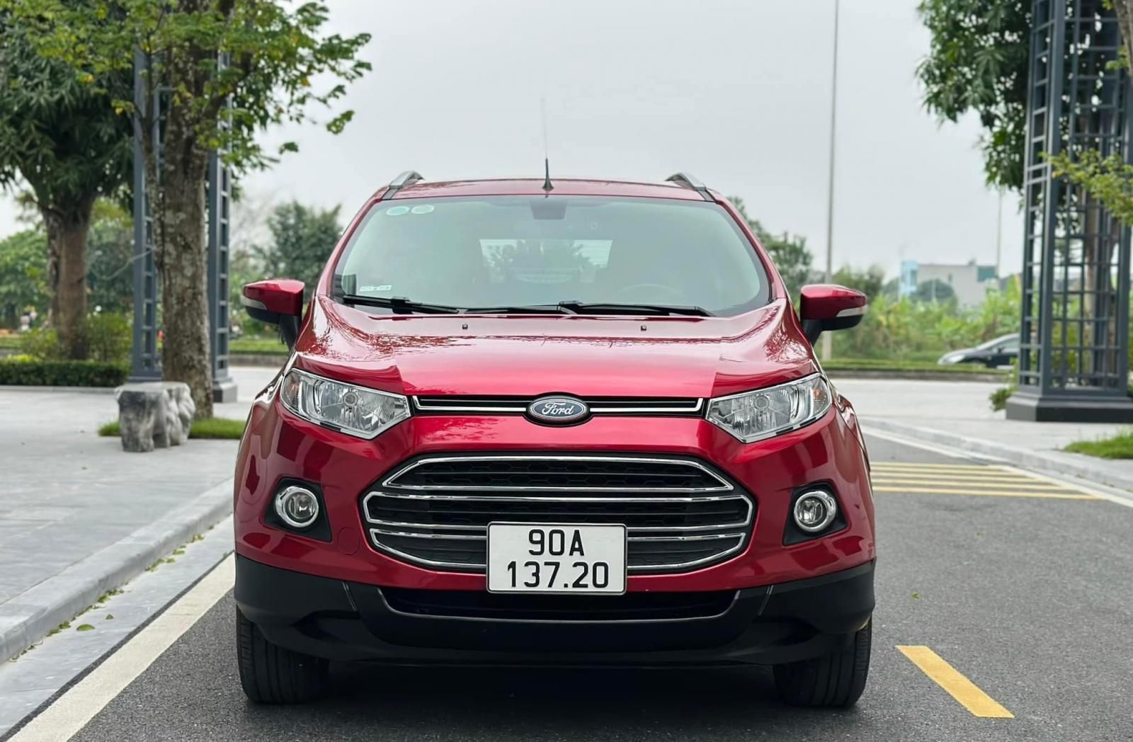 Ford EcoSport 2016 - Màu đỏ