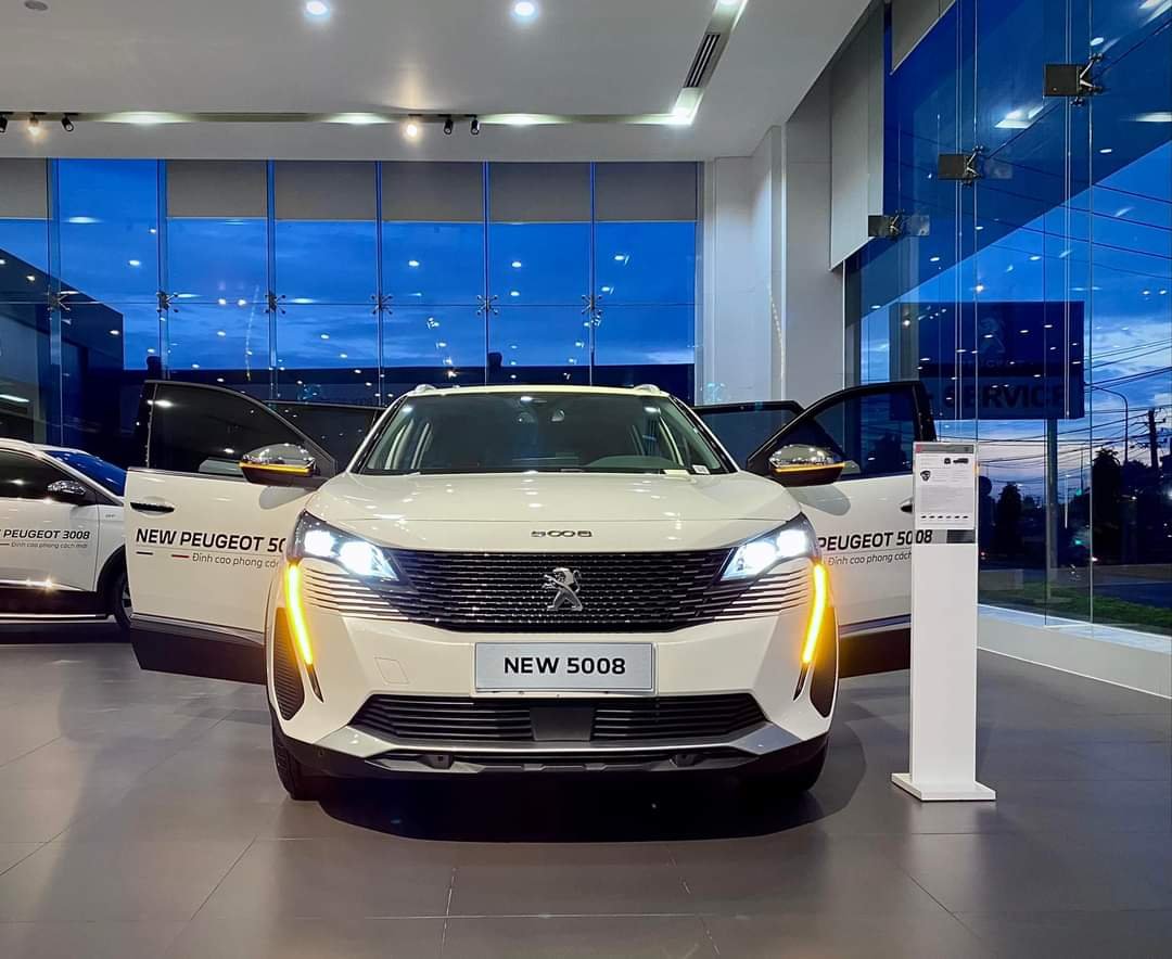 Peugeot 5008 2022 - Xe sẵn giao ngay - Ưu đãi tốt