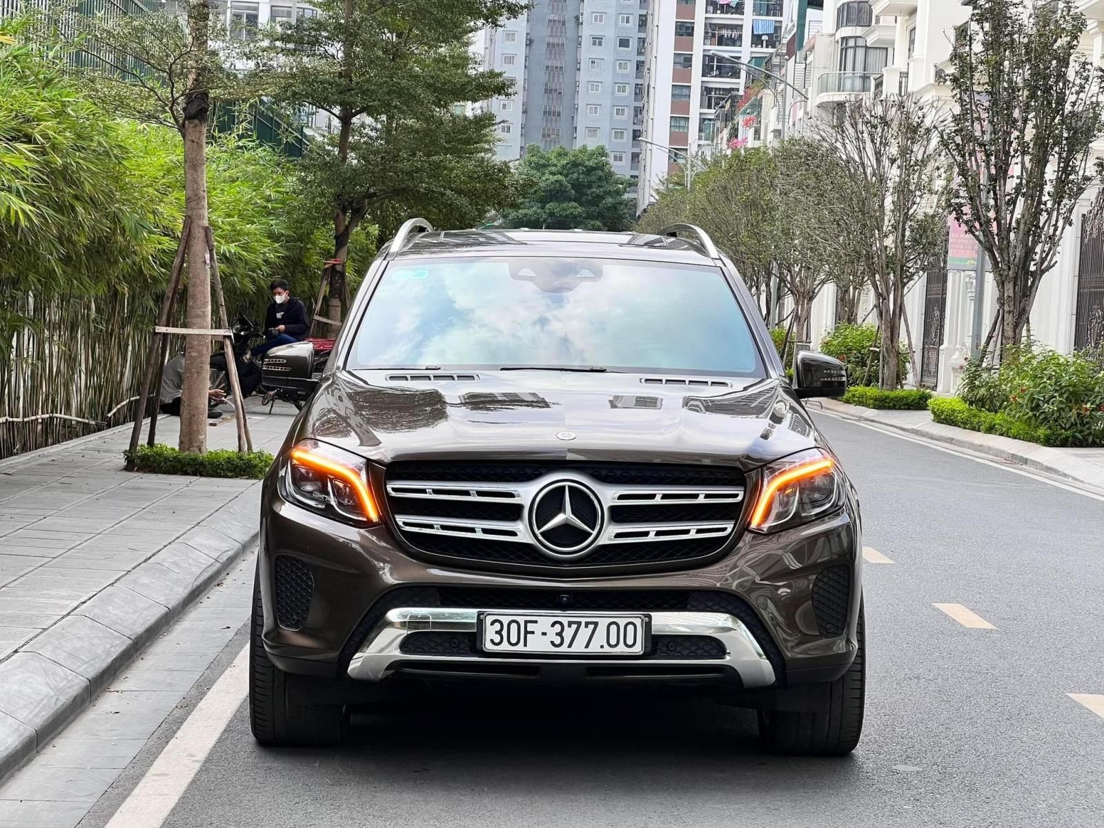 Mercedes-Benz GLS 400 2018 - Xe màu đen