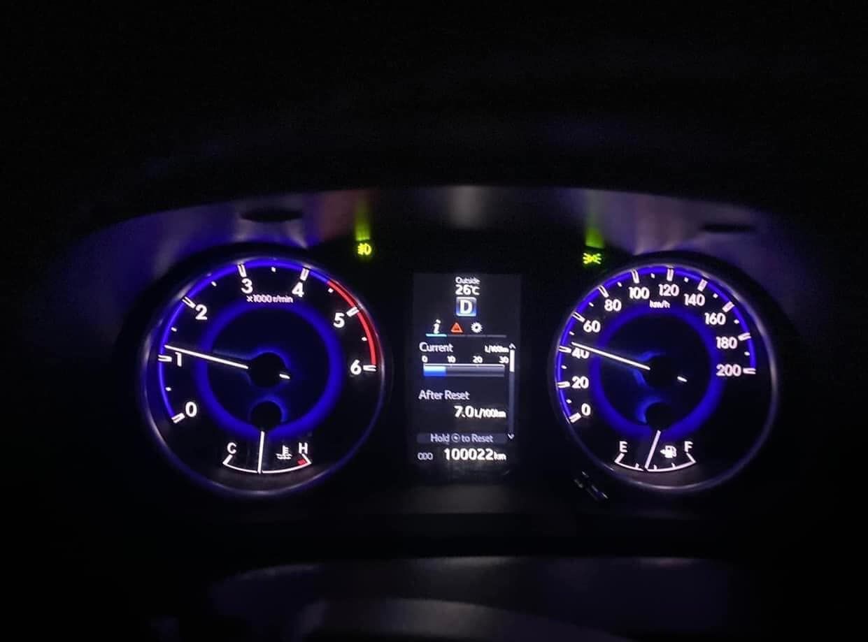 Toyota Hilux 2015 - Toyota Hilux 2015 số tự động tại Bắc Kạn