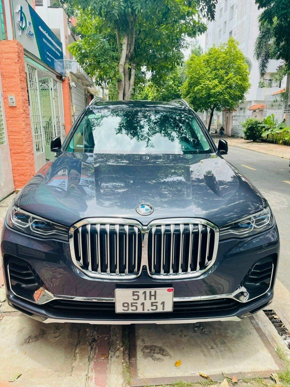 BMW X7 2020 - Xe màu xanh lam