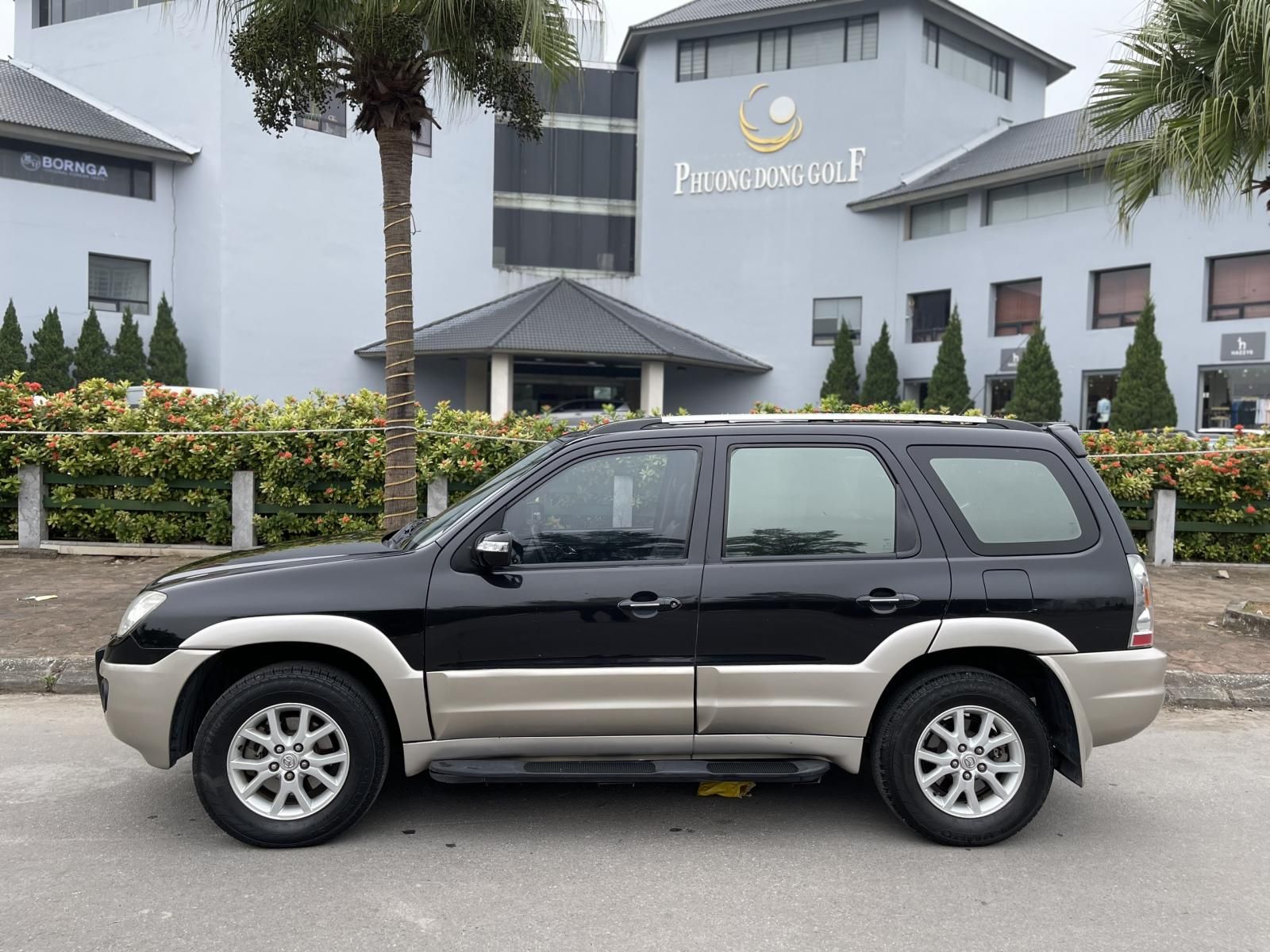 Mazda Tribute 2009 - Xe màu đen