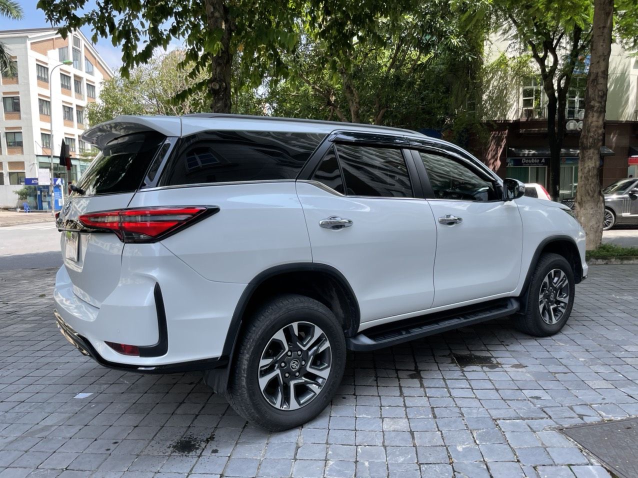 Toyota Fortuner 2021 - Xe đẹp, bao test hãng