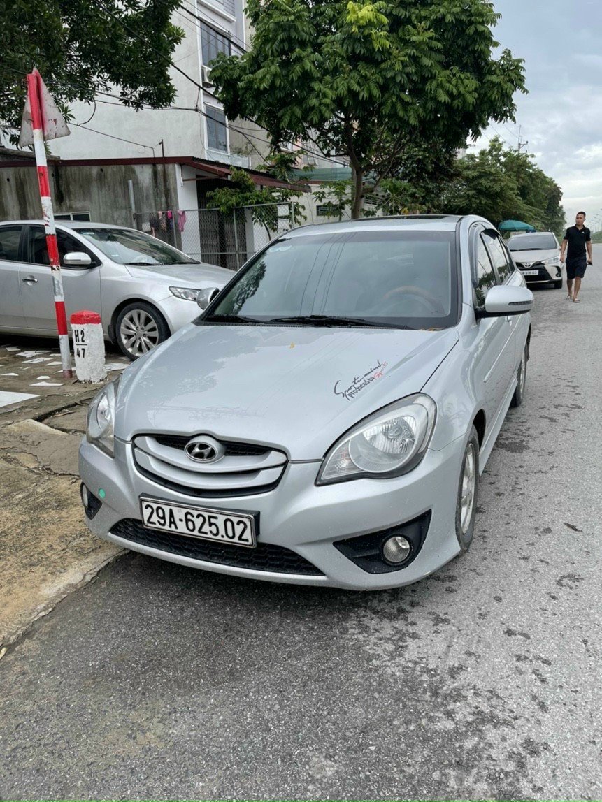 Hyundai Verna 2009 - Chạy 12v xịn