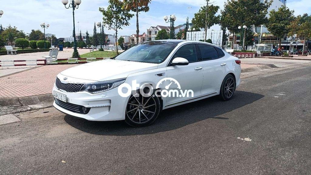 Kia Optima Gia đình cần bán gấp 2018 - Gia đình cần bán gấp